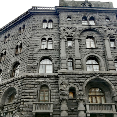 Мобильный квест в Петербурге «Бешеные деньги не знают покоя»