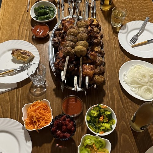 От старинных башен в горах до небоскрёбов: по Чечне с комфортом