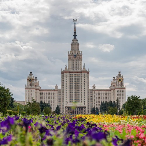 Москва — обязательно к просмотру (на легковом авто с гидом-водителем)