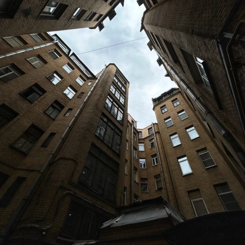 По Литейной части Петербурга — с фланёром