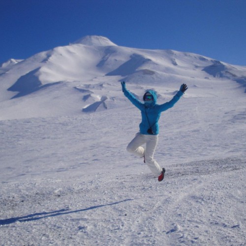 В мини-группе на Камчатку всей семьёй: вулканы, термальные источники и погружение в быт