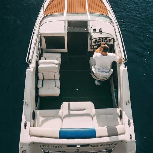 Дневная прогулка по рекам и каналам Петербурга