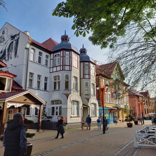 Тур по Самбийскому побережью с мастер-классом по янтарю, дегустацией в «Шаакен Дорф» и велопрогулкой