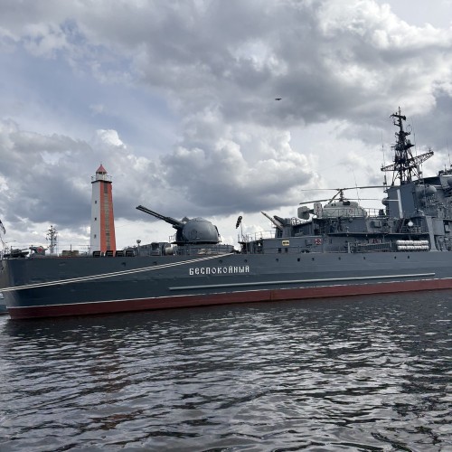 Кронштадт и Остров Фортов: путешествие из Петербурга