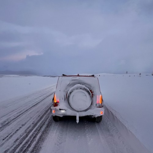 Индивидуальный джип-выезд по Кольскому с поисками китов, знакомством с саамами и катанием на оленях