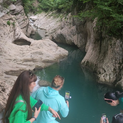 От сочинских водопадов до абхазских склонов: индивидуальный выезд