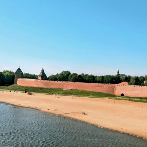 Автобусная экскурсия из СПб в Великий Новгород