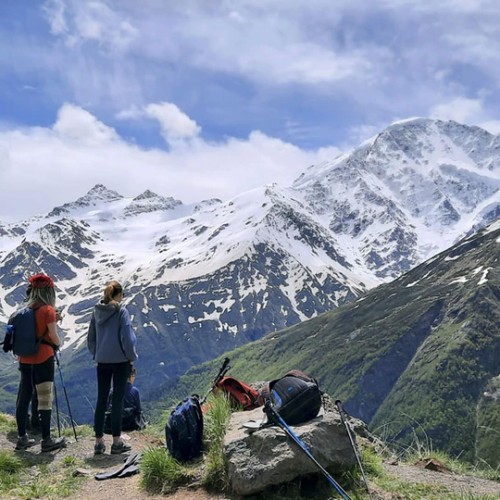Лёгкий треккинг в Приэльбрусье с проживанием в гостинице