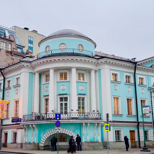 Невероятные приключения книжных стражей в Москве