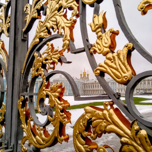 Екатерининский дворец и парк: погружение в роскошь царской резиденции