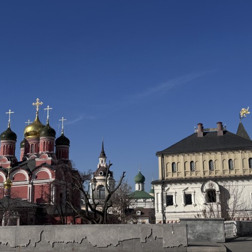 В каждой избушке свои погремушки: традиции и забавы древней Москвы