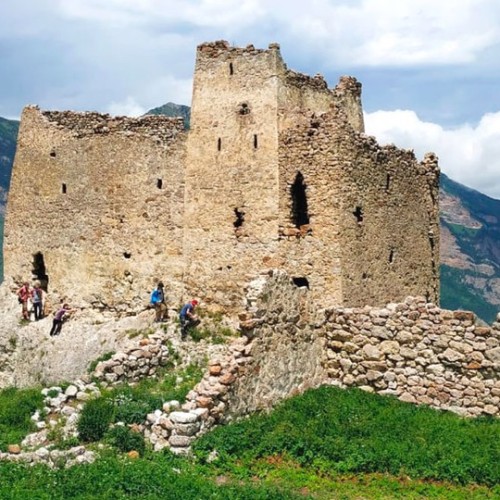 Семейный треккинг в Дигории с размещением в гостинице