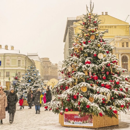 Кузнецкий мост — кузница счастливых людей, или Богатые тоже плачут?
