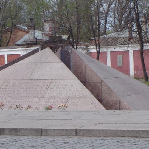 Морской Кронштадт: автобусная и теплоходная экскурсия