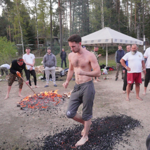 Мужской ретрит: перезагрузка в кругу единомышленников с практиками, тренировками и баней