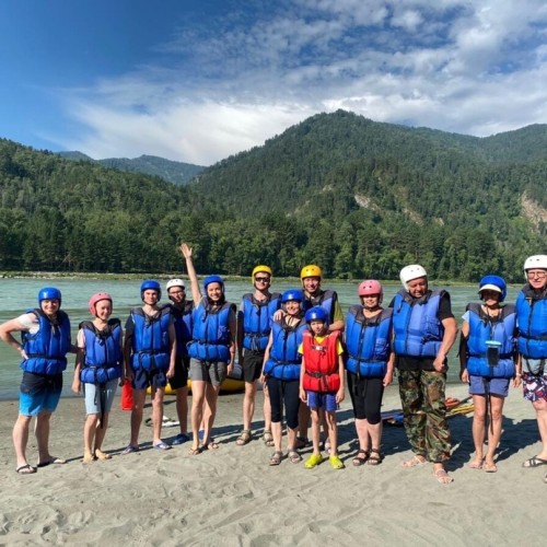 Насыщенная поездка в инопланетный край: сплав по Катуни, Телецкое озеро и долина Чулышман