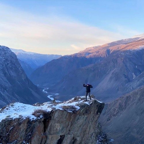 Два дня с инопланетным Алтаем: Чуйский тракт, Гейзеровое озеро и марсианские горы