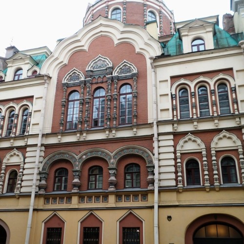 Сказочные дома Петербурга