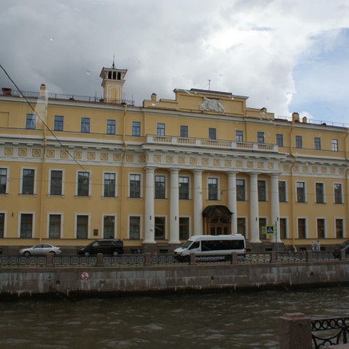 Мистический Петербург и аптека Пеля — групповая экскурсия на автобусе