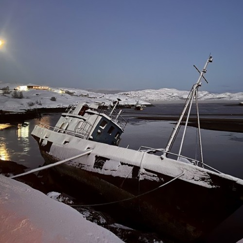 Индивидуальный джип-выезд по Кольскому с поисками китов, знакомством с саамами и катанием на оленях