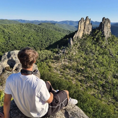 Индивидуальная перезагрузка на берегу заповедной бухты Петрова