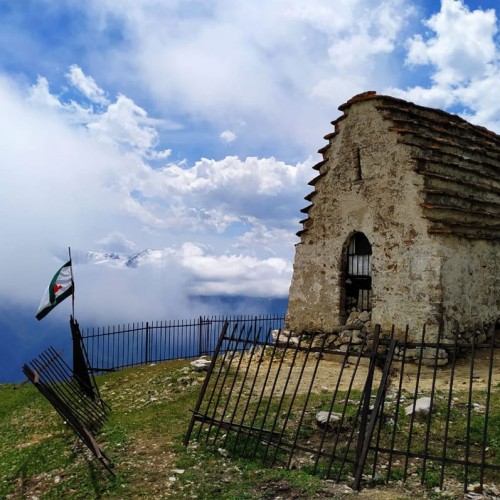 Треккинг налегке по Ингушетии: святилища, башенные комплексы и гора с герба Владикавказа