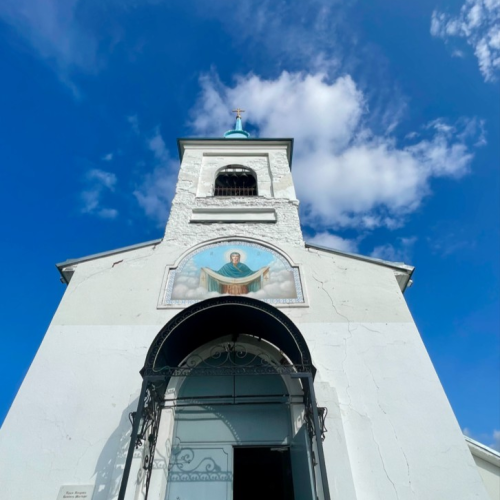 Вдаль от мирской суеты: индивидуальное путешествие-паломничество по монастырям Ленобласти