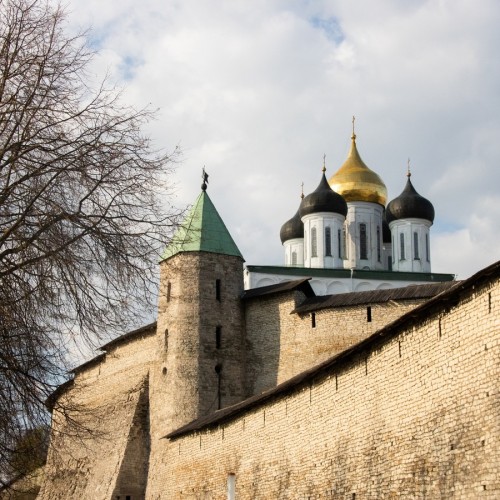 Три луча: псковская история в сказках