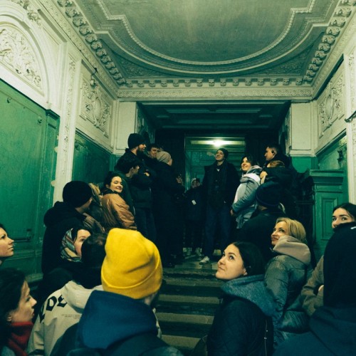 Стендап-экскурсия по Петербургу