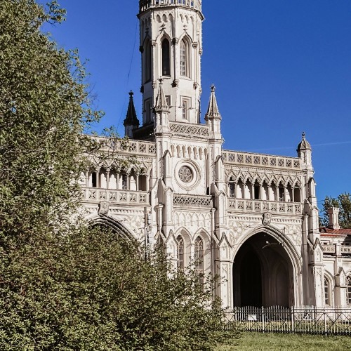 Не фонтаны: прогулка по непарадному Петергофу