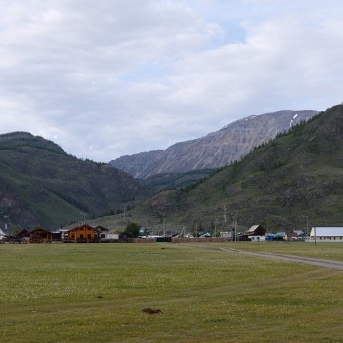 Насыщенная поездка в инопланетный край: сплав по Катуни, Телецкое озеро и долина Чулышман