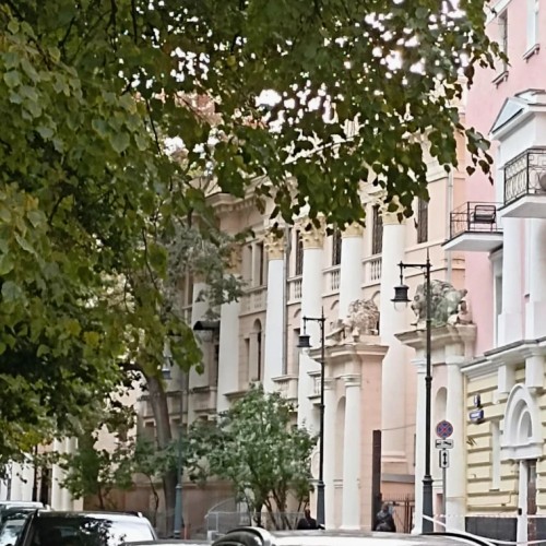 Булгаковский мир Патриарших