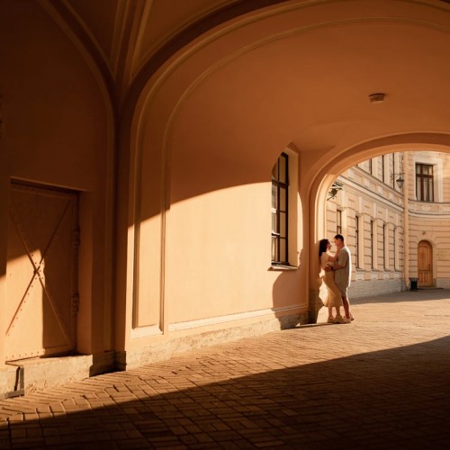 Экспресс-фотопрогулка по Дворцовой площади и окрестностям