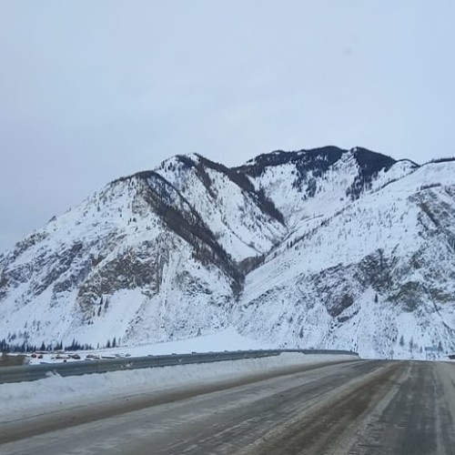 Сказочный Алтай: местные промыслы и природные достопримечательности