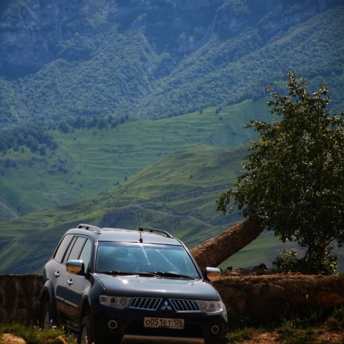 Индивидуально на внедорожнике из КМВ в Домбай