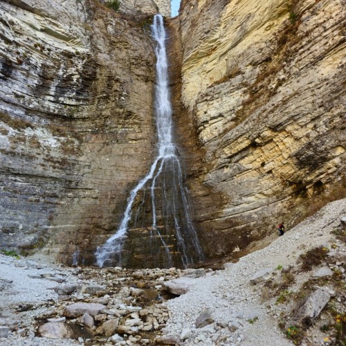 Индивидуальное автопутешествие к сокровищам Чечни: от мечетей до озера, водопадов и башен