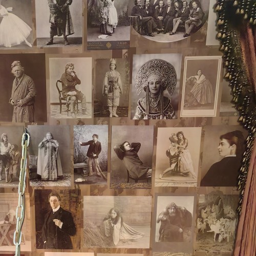 В музей театрального и музыкального искусства вместе с гидом