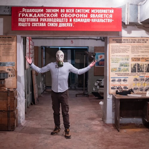 Групповая экскурсия в бомбоубежище Петербурга