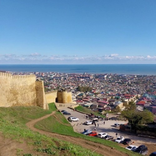 Краски древнего Дербента