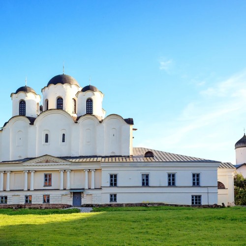 Великий Новгород сквозь столетия