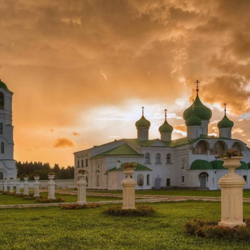 Из Петрозаводска — в Олонец и Александро-Свирский монастырь
