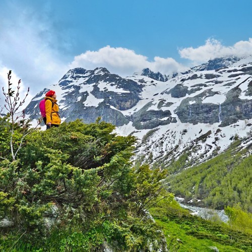 Весенний Архыз: треккинг налегке с проживанием в гостинице