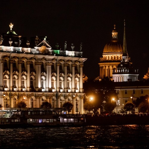 Каналы и разводные мосты на индивидуальном катере