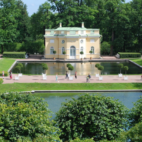 Из Петербурга — в Екатерининский парк