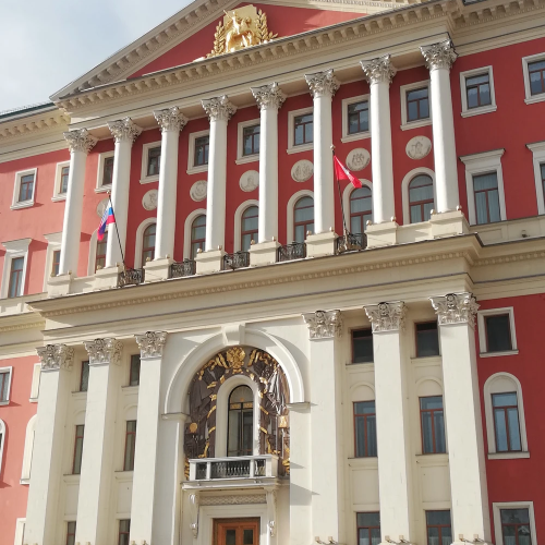 По Красной площади и центру Москвы — пешком и на автобусе