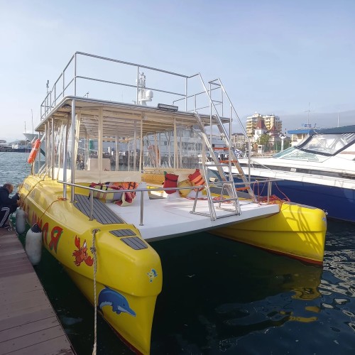Черноморская рыбалка и пикник в открытом море