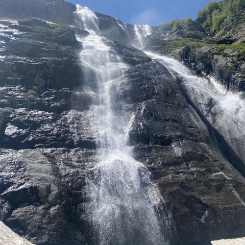 Кавказ 3 в 1: Эльбрус, Архыз, Домбай. Лёгкие треккинги, горы, нарзаны и знаковые места