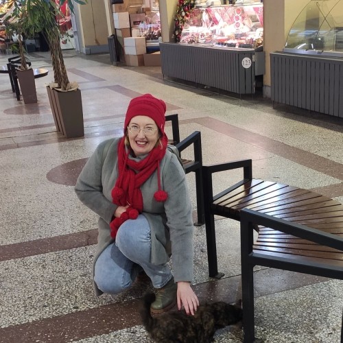 Сытная экскурсия по старейшему рынку Петербурга — с пирожками и чаепитием