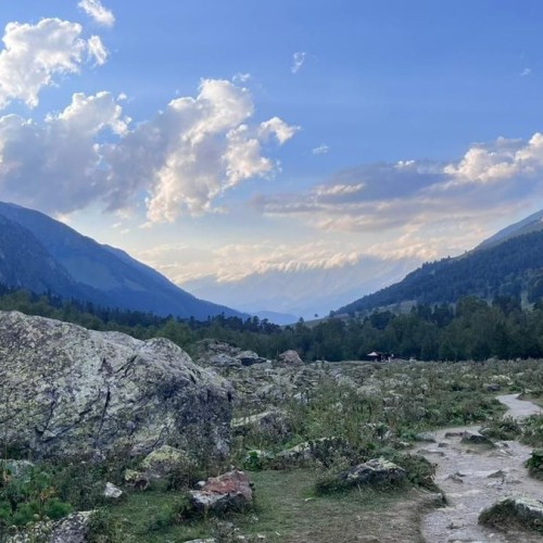 Знакомство с Карачаево-Черкесией: по Домбаю и Архызу на джипе в мини-группе