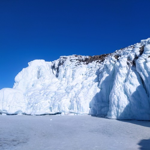 На Байкал под Новый год: катание на санях, прогулки по Ольхону и хрустальный лёд